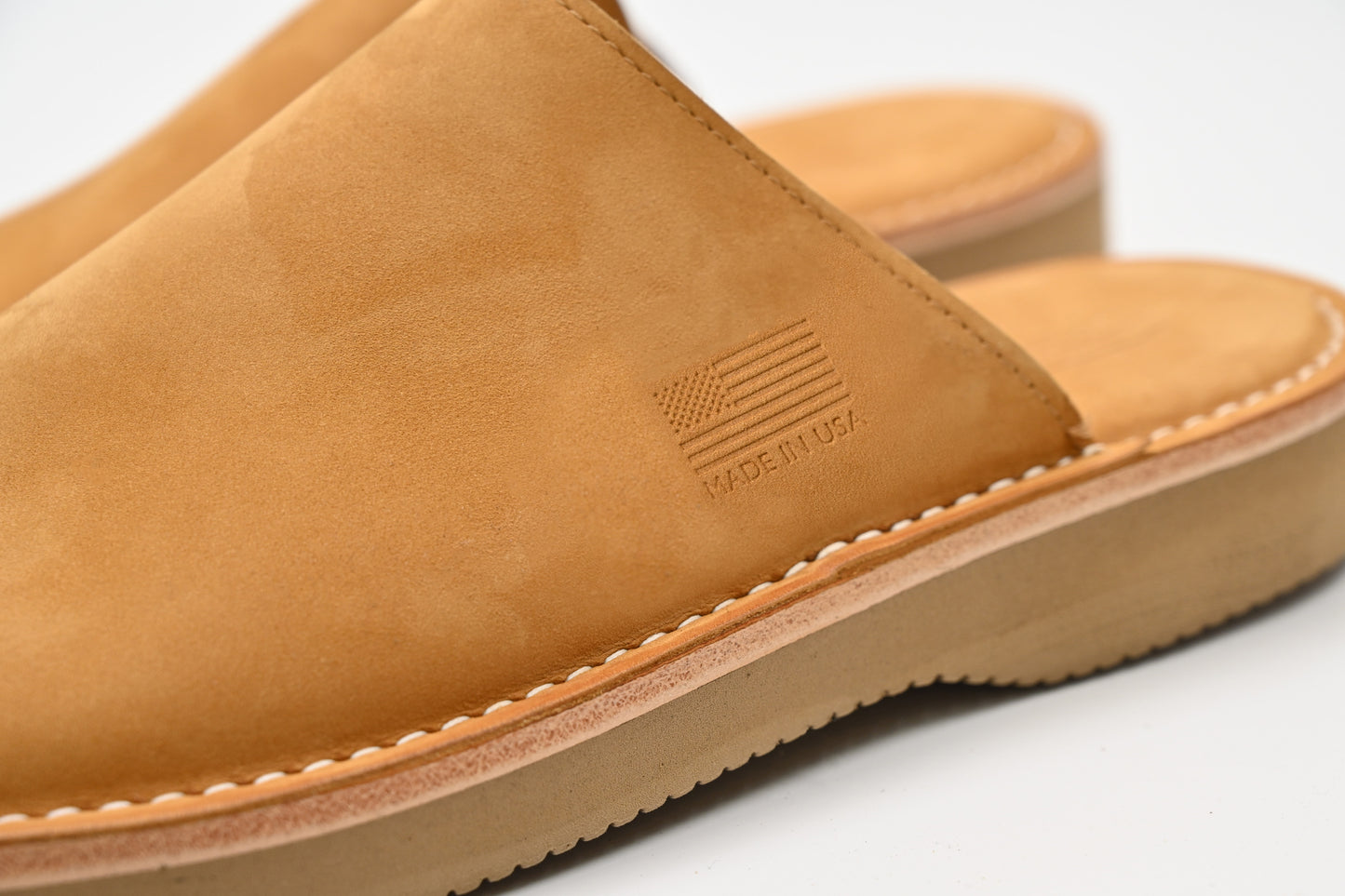 NEW model! Nubuck slipper with lining